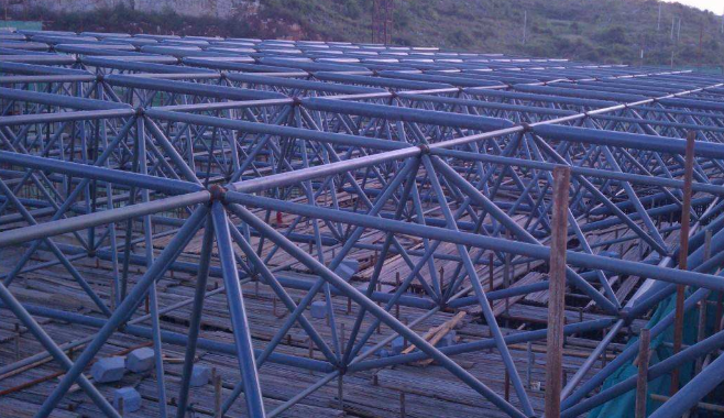 舞钢概述网架加工公司对网架保温隔热的办法